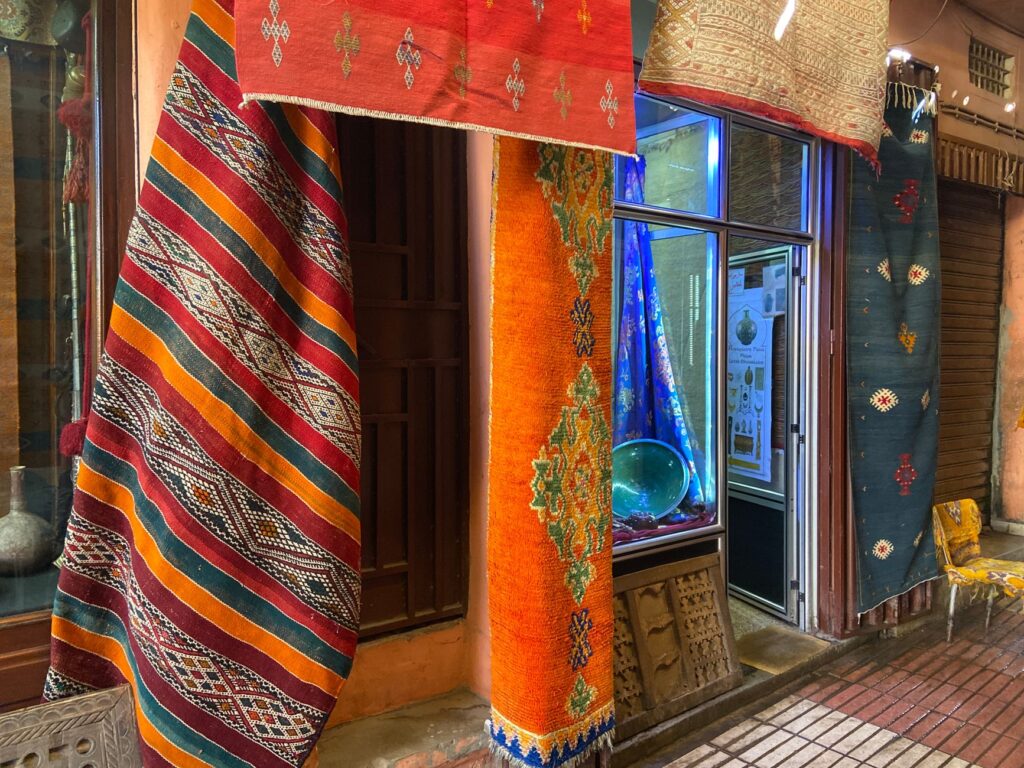 Odyssée Berbère : le traditionnel transformé en boutique au cœur de la ville