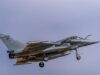 L’alliance Rafale-Maroc : une coalition pour contrer la montée en puissance de l’Algérie Maroc and Rafale aircraft in formation over mountains, symbolizing strategic partnership