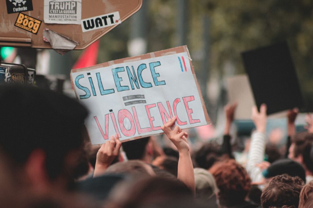 Le Maroc se mobilise contre la culture du viol en Tunisie : un engagement commun pour la justice sociale
