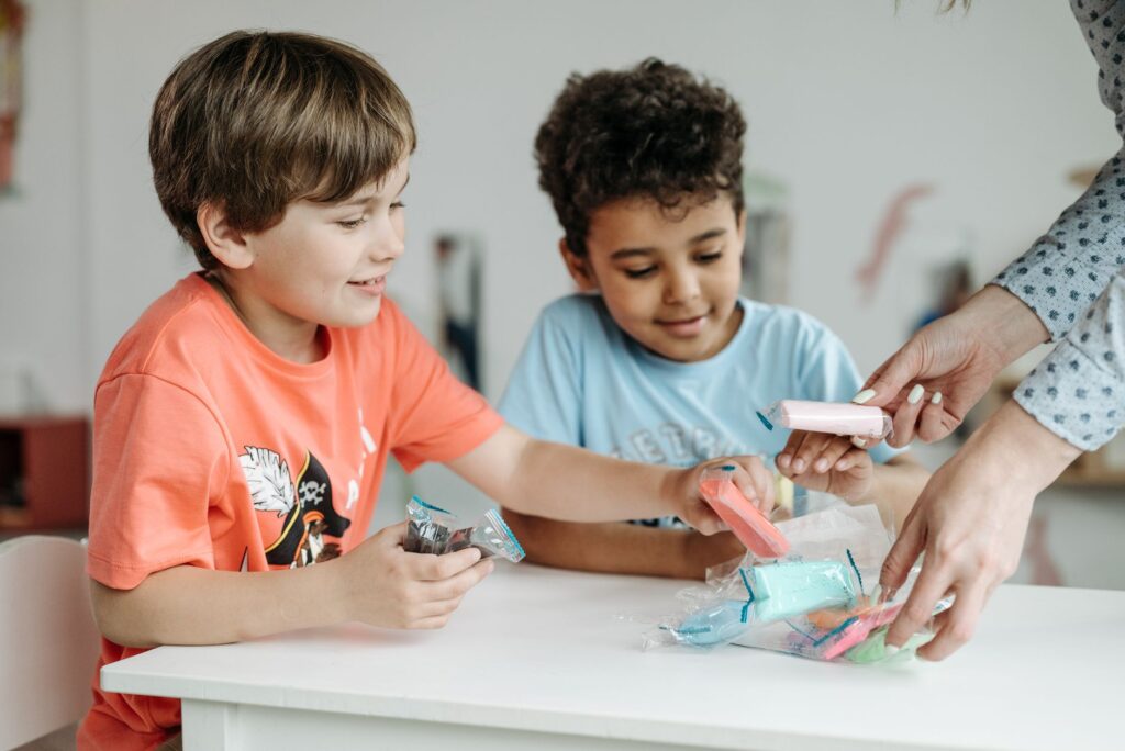 Dix ans de succès de l’éducation maternelle spécialisée pour les enfants autistes en France : un modèle à adopter?