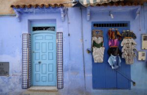 Coopération culturelle entre l’Andalousie et le Maroc : valoriser le patrimoine et la mode en Méditerranée Andalusie et Maroc collaborant pour valoriser leur patrimoine et mode méditerranéennes