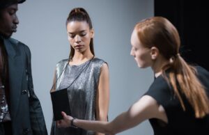 TALEL Paris: Fêtant la culture marocaine lors de la Semaine de Mode de Paris Amina Agab presenting TALEL Paris Moroccan-inspired collection at Paris Fashion Week 2023