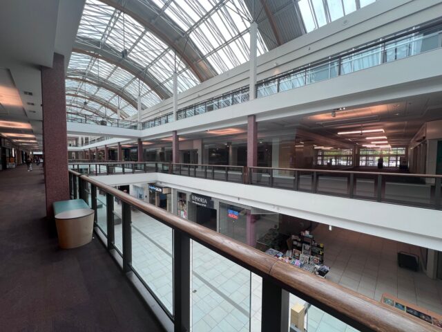 National Shopping Center Alger interior with crowds shopping