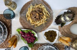 50 recettes pour le Ftour de Ramadan 2026 : des plats traditionnels maghrébins 50 recettes pour le Ftour de Ramadan 2026 : famille préparant des plats traditionnels maghrébins en Afrique du Nord
