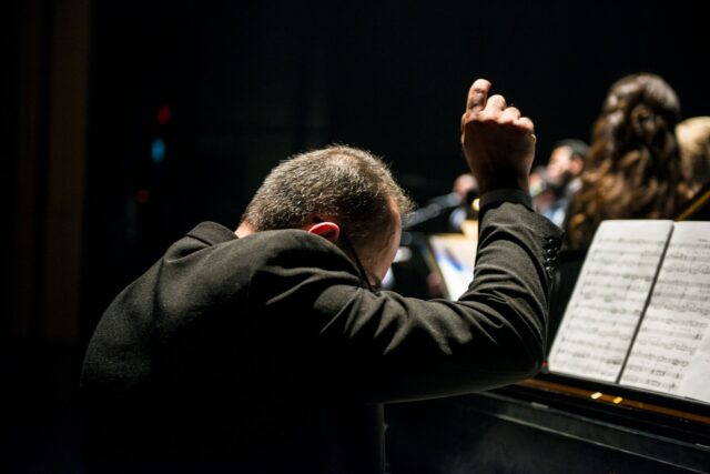 Ima-Yemma Paris concert ima-yemma algerian traditional orchestra performing in concert hall