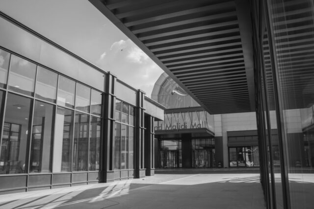 Grand centre commercial ouvert en Algérie - Magasins et loisirs