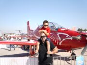 Air Algérie offre Djalia : 30 % de réduction pour la diaspora sur ses vols depuis Barcelone et Alicante Famille algérienne en train de s'embarquer pour l'Algérie avec Air Algérie Djalia