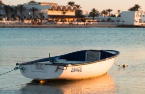 Un nouveau paradis pour les retraités : Djerba en 2026 Sunset view of Djerba Island, a new paradise for retirees in Tunisia by 2026