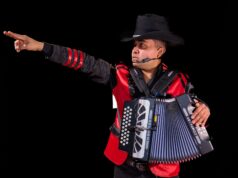 L’inoubliable voix d’Abdelmadjid Meskoud : un hommage Abdelmadjid Meskoud, chanteur algérien de la musique raï, en train de chanter