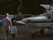 Air Algérie offre Djalia : 30% de réduction pour la diaspora cet été Family enjoying a flight with Air Algérie's Djalia offer