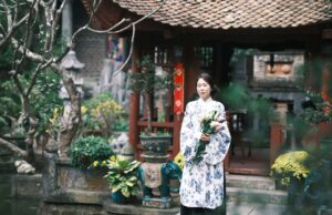 Ninh Binh : le lieu idéal pour assister à un mariage traditionnel Traditional Vietnamese wedding ceremony in Ninh Binh's scenic landscape