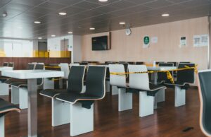 Le communiqué d’Algérie Ferries : le dernier mot Algérie Ferries communiqué : voyageurs en crise sur un navire de ferry