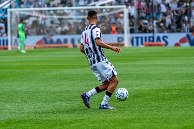 Achraf Hakimi en action avec la Juventus, icône des Lions de l'Atlas