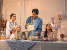 Ramadan à l’avance : 5 recettes à congeler pour un iftar délicieux Famille algérienne préparant des plats pour iftar pendant Ramadan