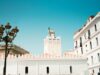 Patrimoine culturel métissé à explorer dans la ville d’Alger : un voyage temporel et spatial Famille explorant le patrimoine métissé à Alger