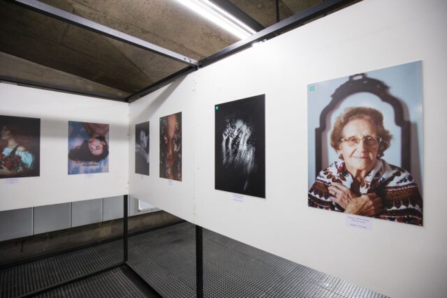 Zahira Tigtate Drancy Portrait Exposition de Zahira Tigtate à Drancy, portrait de la photographe berbère