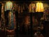 Artisanat marocain : une nouvelle boutique à Cherbourg-en-Cotentin Nouvelle boutique d'artisanat marocain à Cherbourg-en-Cotentin avec des vêtements et des accessoires marocains exposés