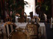Le restaurant préféré de Ségolène Royal : une révélation sur la cuisine algérienne Segolene Royal à l'intérieur de L'Algérie en France, restaurant préféré, plat algérien sur table