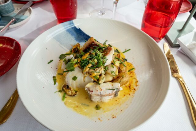 Voyage gourmand en Ariège : découvrez Saint-Jean-du-Falga - Cuisine française et gastronomie exceptionnelle