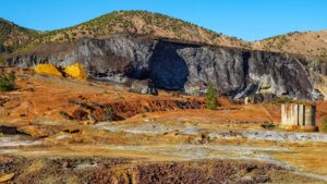 Minerais critiques : le Maroc et l’or – guide complet