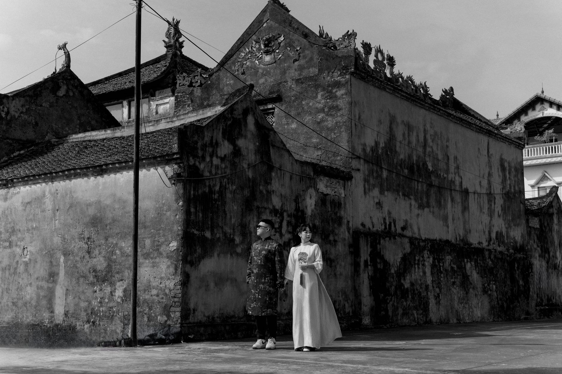 Couple Muong se mariant traditionnellement dans le quartier de Yen Son, Vietnam