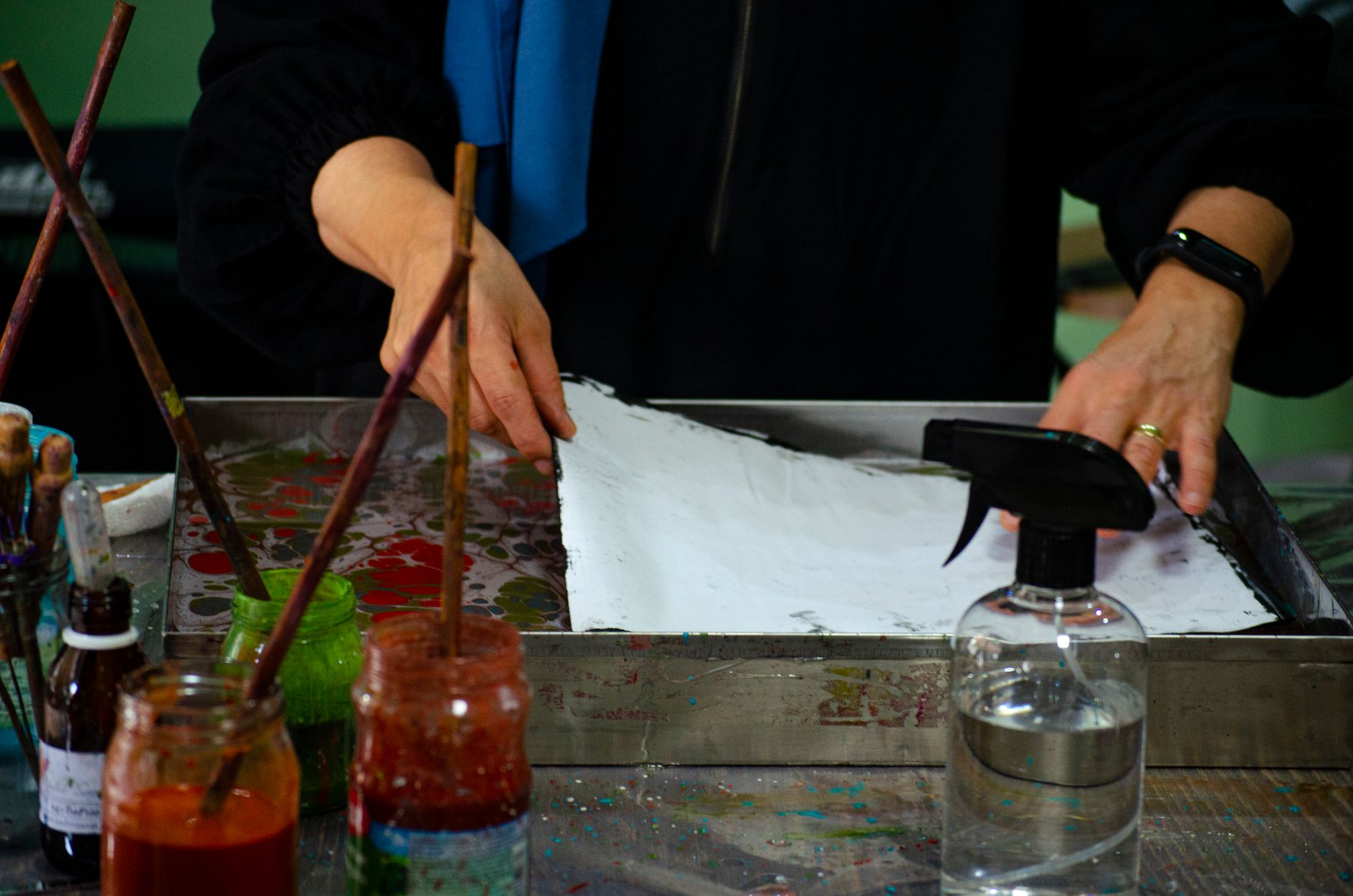 Taoufik Behi painting in his studio, revolutionizing Tunisian culture