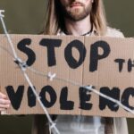 La loi sur les violences faites aux femmes et aux enfants : mesures phares et l’entretien annuel obligatoire à l’école