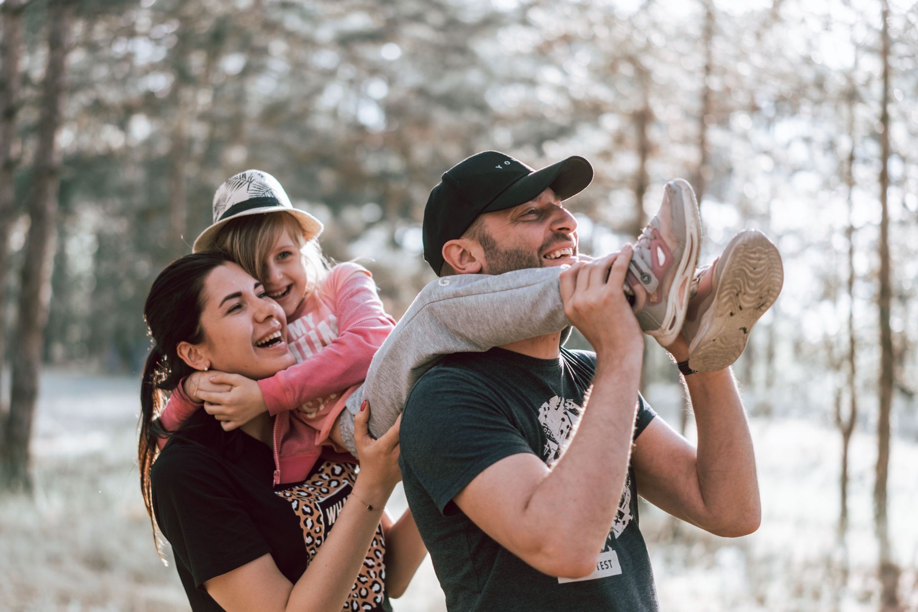 Family enjoying Essaid Gardens in Alger, Algeria's cultural capital