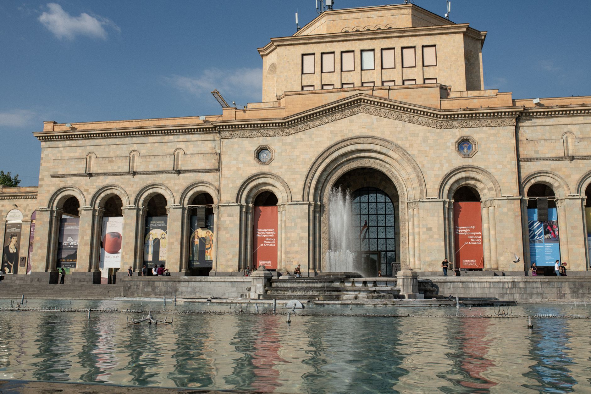 Armenian French wedding ceremony in Yerevan with Charles Aznavour theme