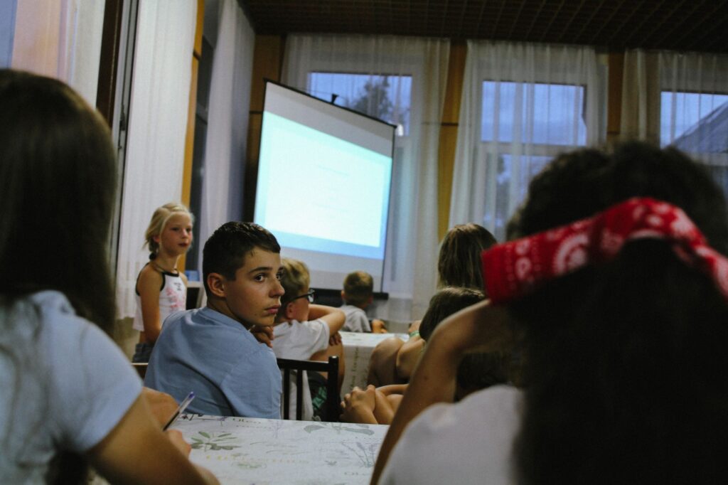 École inclusive à Chartres : la contribution des enfants autistes à la société