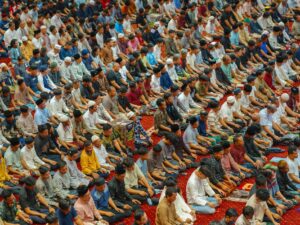 Les fêtes musulmanes en 2026-2027 : dates à savoir pour les communautés maghrébines