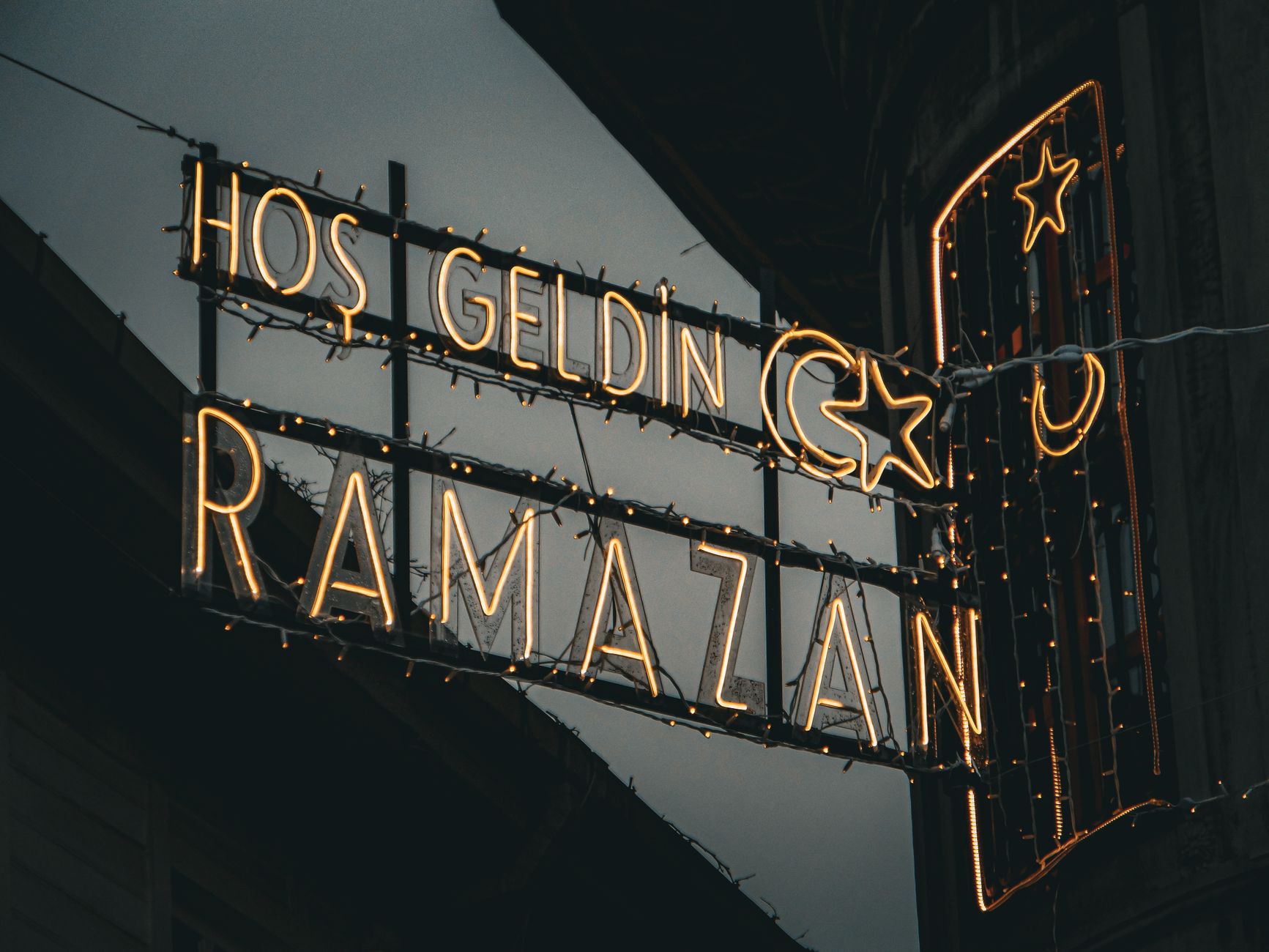 calendrier musulman avec les dates des fêtes musulmanes en 2026-2027