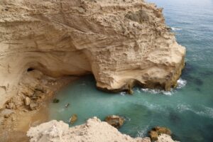 Érosion côtière au Maghreb : mesures pour préserver nos plages pour les générations futures